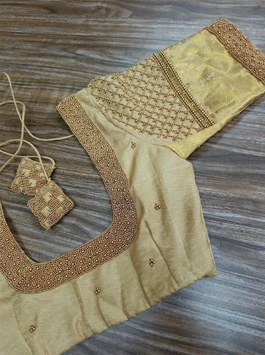 SAAYAS BOUTIQUE